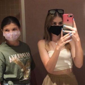 Meet your Posher, Abigail